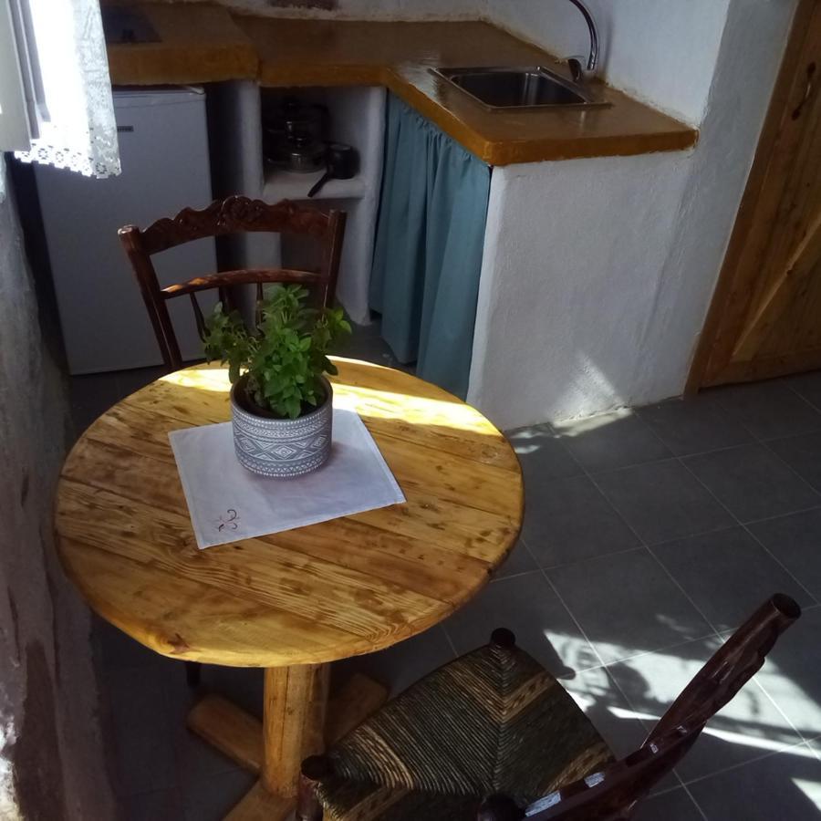 Отель Venduri House Peran Triovasalos Экстерьер фото